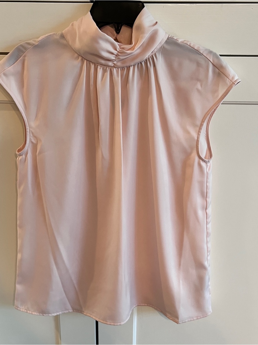 Who What Wear blush pink Sleeveless Ruched Mock Neck Blouse-small